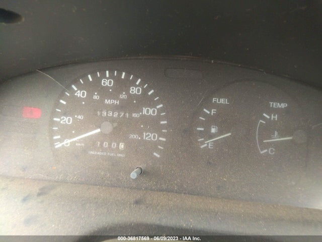 1998 NISSAN SENTRA VIN: 1N4AB41D9WC752414