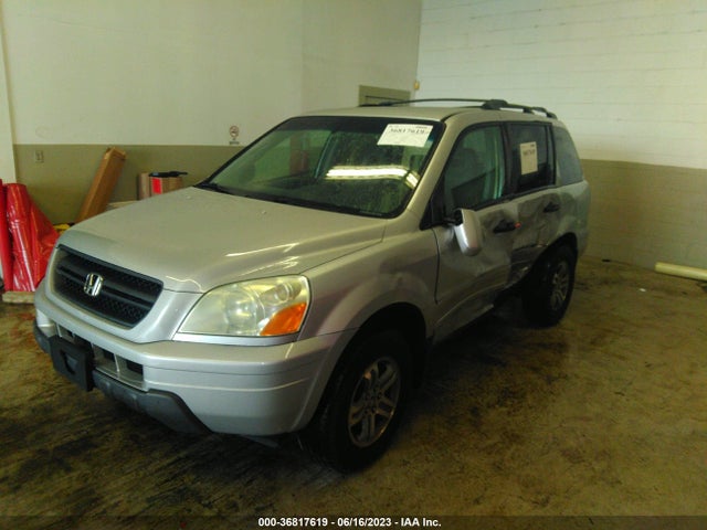 2005 HONDA PILOT EX VIN: 5FNYF18405B005643