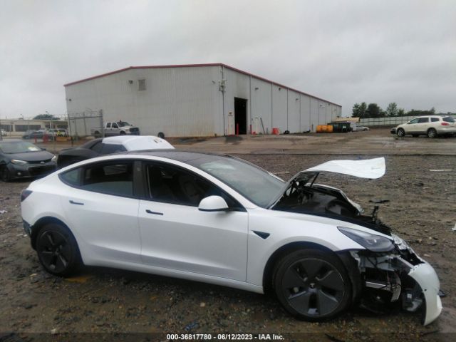 5YJ3E1EA7NF305333 Tesla MODEL 3