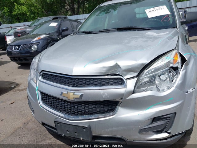 Chevrolet EQUINOX LS 2015 1GNFLEEK8FZ140186 Image 4