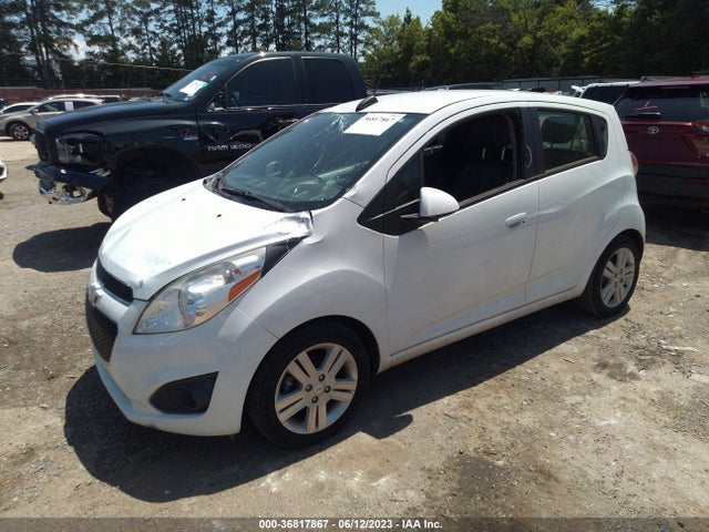 Chevrolet Spark Lt 2015 KL8CD6S98FC758491 Image 2