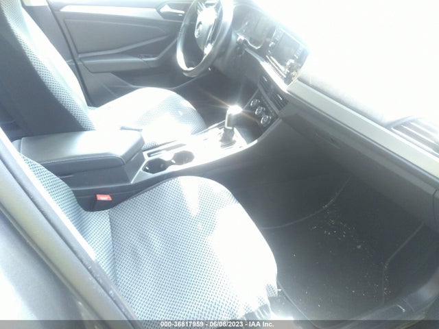3VWC57BU2KM094659 Volkswagen Jetta S/se/r-line