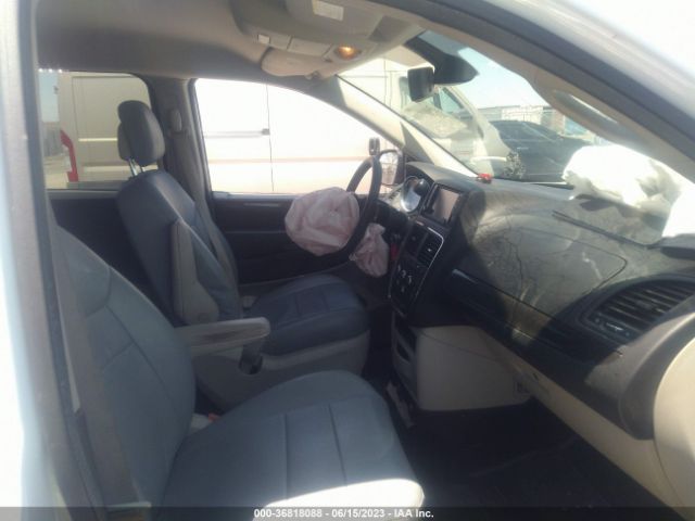 2C7WDGBG5KR800841 Dodge Grand Caravan Se