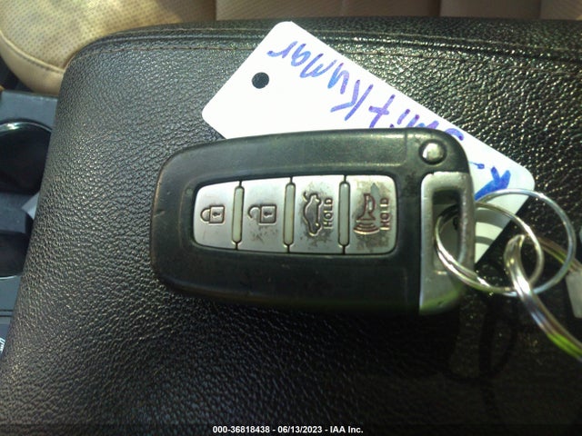 2011 HYUNDAI SONATA HYBRID VIN: KMHEC4A43BA011122