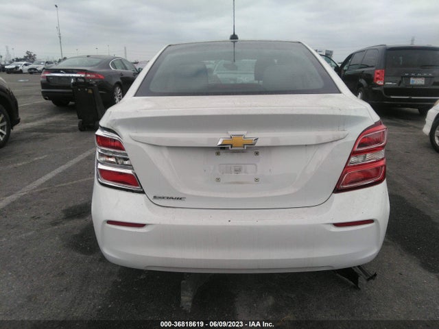 Chevrolet SONIC LS 2017 1G1JB5SG0H4156395 Image 16
