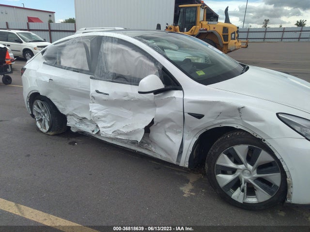 5YJYGAEE8MF186936 Tesla Model Y Long Range