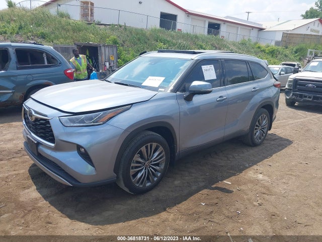 Toyota Highlander Platinum 2021 5TDFZRBH1MS098238 Image 2