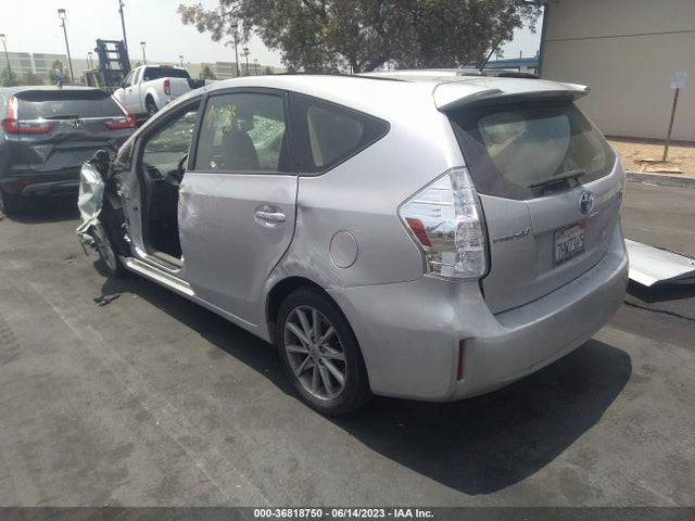 Toyota Prius V Two/three/five 2014 JTDZN3EU0EJ015184 Image 3