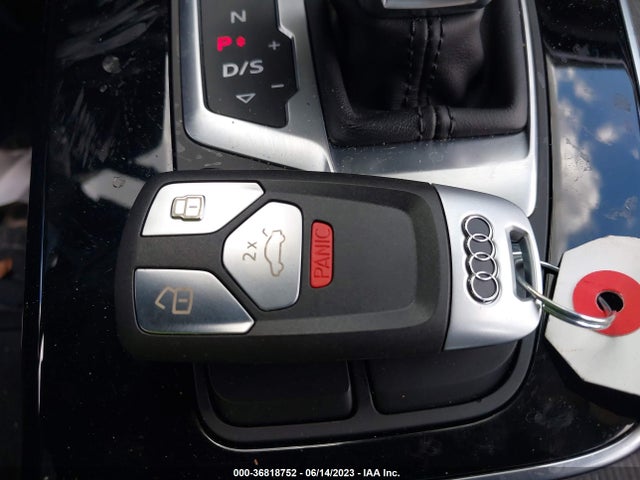 WA1BAAFY4M2098527 Audi Q5 Premium Plus