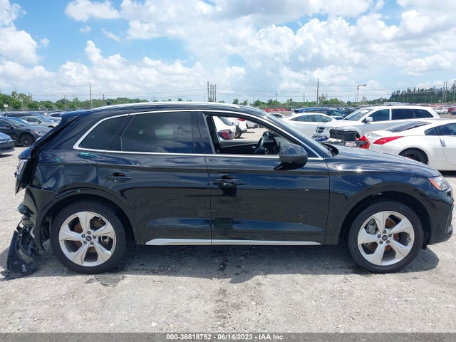 WA1BAAFY4M2098527 Audi Q5 Premium Plus