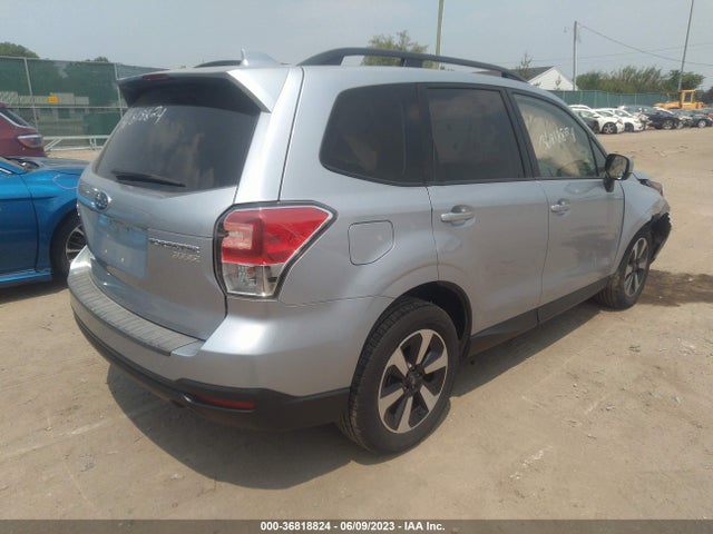 2017 SUBARU FORESTER PREMIUM VIN: JF2SJAEC1HH582462