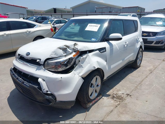 KIA Soul Base 2016 KNDJN2A28G7310383 Image 2