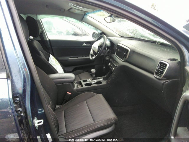 2021 KIA SPORTAGE LX VIN: KNDPMCAC2M7888647