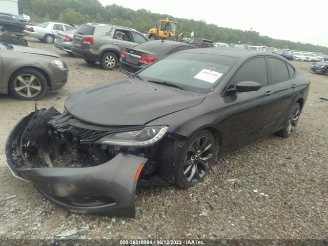 1C3CCCBG0FN511322 Chrysler 200 S