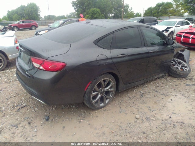 1C3CCCBG0FN511322 Chrysler 200 S