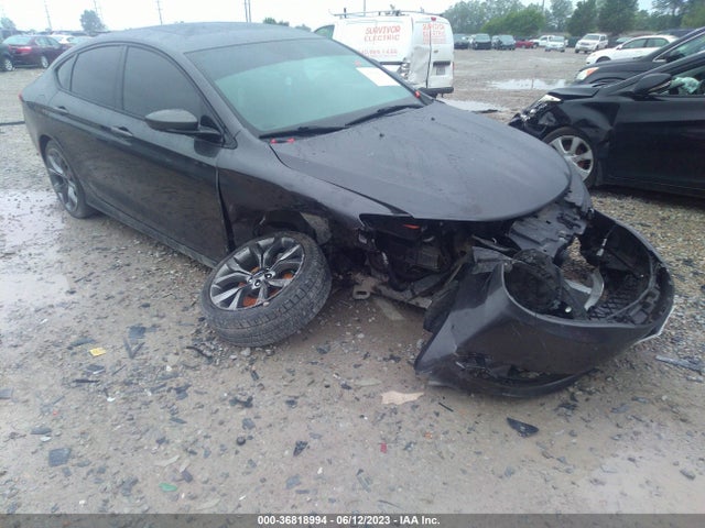 1C3CCCBG0FN511322 Chrysler 200 S