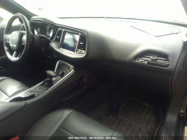 2C3CDZAG7JH131297 Dodge Challenger Sxt Plus