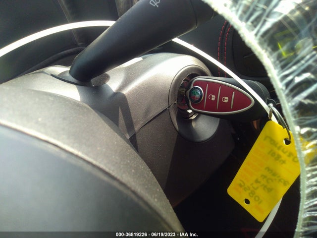 ZARBAAA42HM231084 Alfa Romeo 4C COUPE