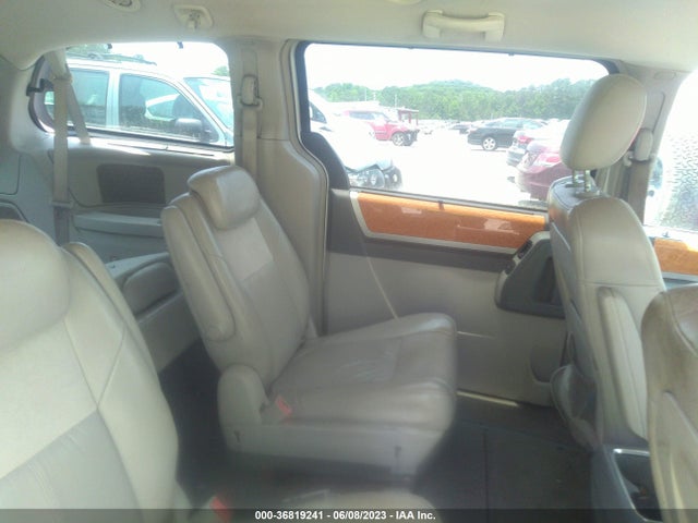 2008 CHRYSLER TOWN & COUNTRY LIMITED VIN: 2A8HR64X58R691104