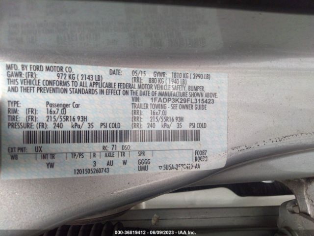 1FADP3K29FL315423 Ford FOCUS SE