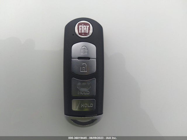 JC1NFAEKXH0123284 Fiat 124 Spider Lusso