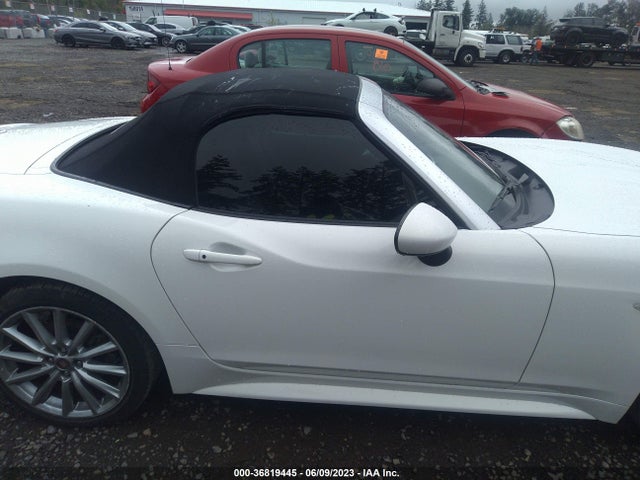 JC1NFAEKXH0123284 Fiat 124 Spider Lusso