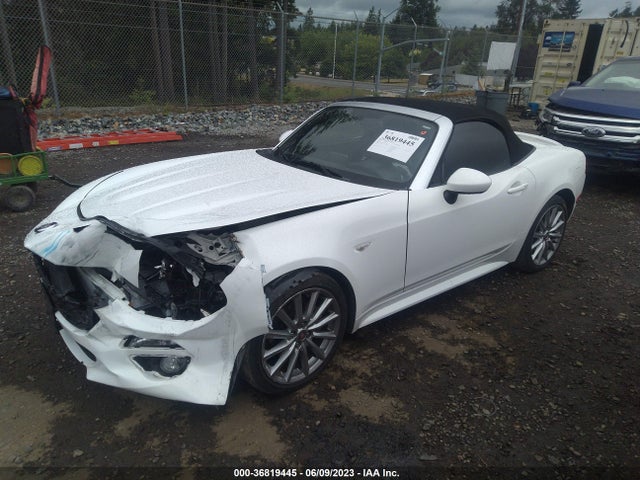 JC1NFAEKXH0123284 Fiat 124 Spider Lusso