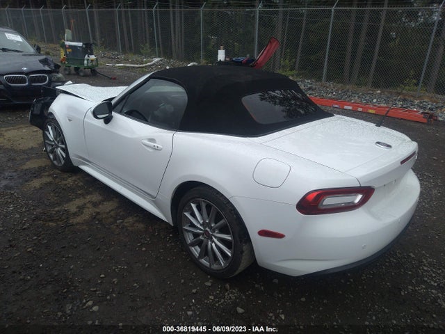 JC1NFAEKXH0123284 Fiat 124 Spider Lusso