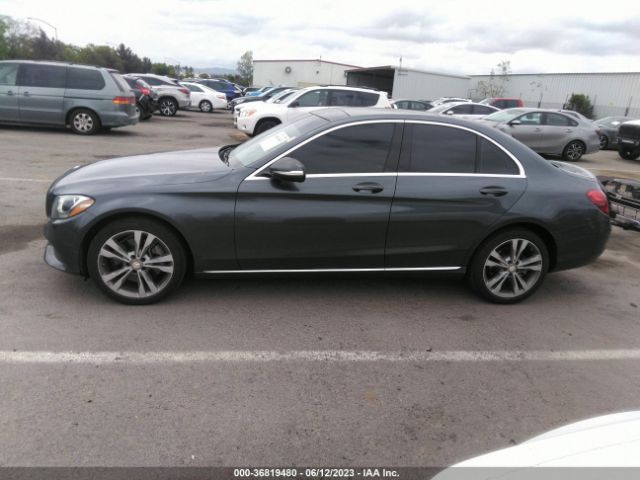55SWF4KB4FU040024 Mercedes-Benz C-class C 300