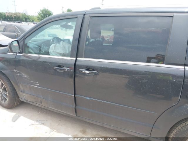2C4RDGCGXHR847347 Dodge Grand Caravan Sxt