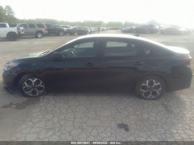 3KPF24AD7KE138108 KIA Forte Lxs