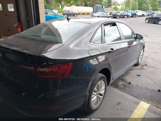 3VWC57BU0KM239729 Volkswagen Jetta S/se/r-line