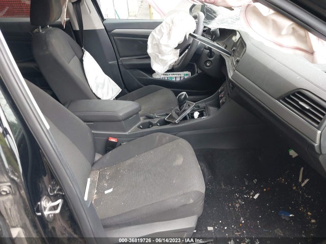 3VWC57BU0KM239729 Volkswagen Jetta S/se/r-line