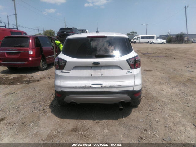2017 FORD ESCAPE SE VIN: 1FMCU9GD4HUC96395