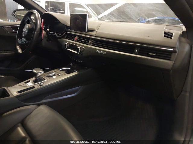 WAUENCF55JA054205 Audi A5 Sportback Premium Plus