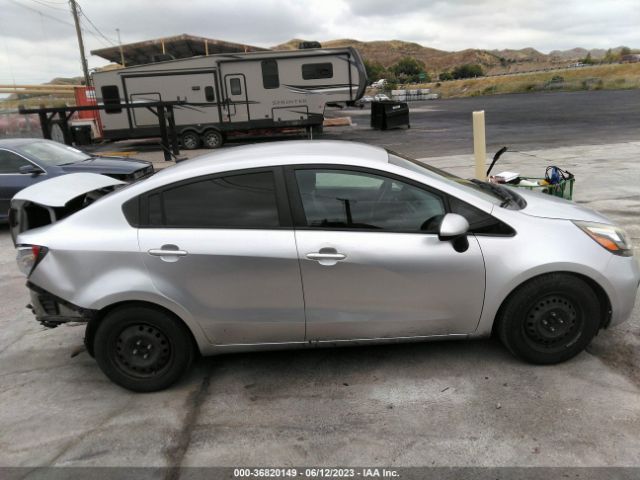 KNADM4A3XF6433723 KIA RIO LX