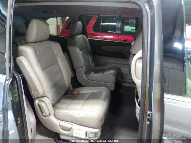 2011 HONDA ODYSSEY TOURING VIN: 5FNRL5H95BB047298