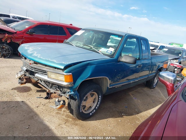 1998 CHEVROLET C/K 1500 VIN: 1GCEC19W8WE141601