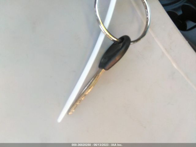 3N1CN7APXEL832980 Nissan Versa S Plus