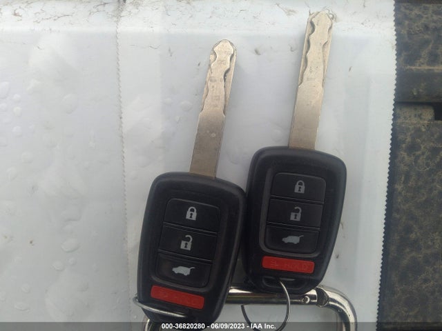 Honda HR-V LX 2016 3CZRU6H37GM768153 Image 3