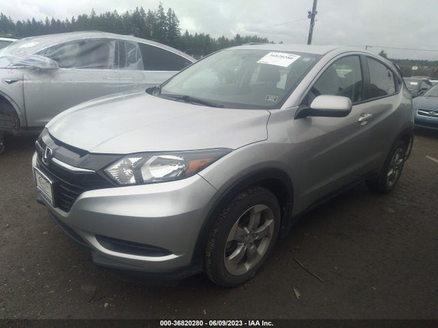 Honda HR-V LX 2016 3CZRU6H37GM768153 Image 2