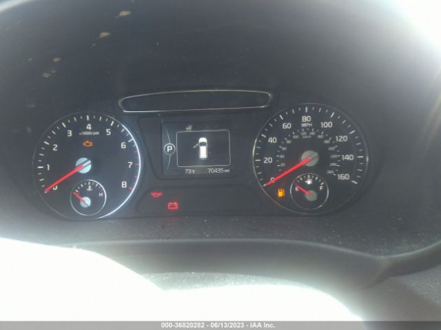 5XYPG4A31HG256731 KIA SORENTO LX