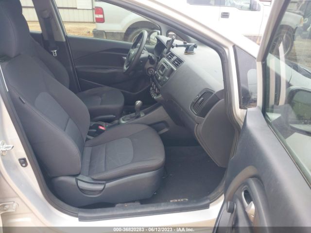 KNADM5A31E6347995 KIA RIO LX