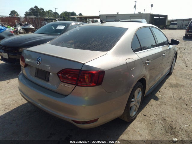 3VW637AJ0EM211184 Volkswagen Jetta Sedan Hybrid Sel
