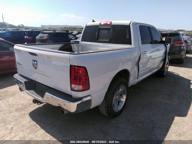 1C6RR6LT5JS272692 RAM 1500 Lone Star Silver