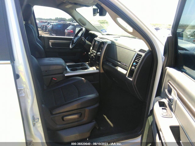 1C6RR6LT5JS272692 RAM 1500 Lone Star Silver