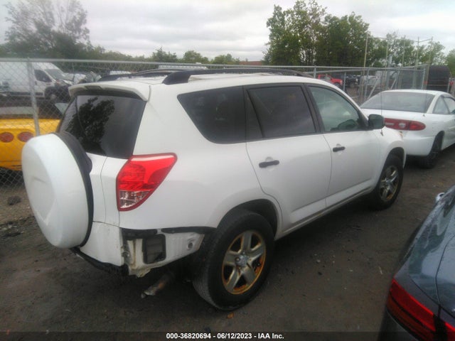 2006 TOYOTA RAV4 BASE VIN: JTMZD33V066020422