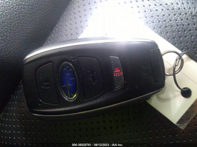 4S3BNAL66F3043068 Subaru Legacy 2.5i Limited