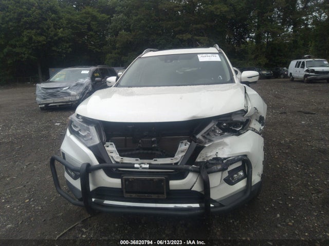 2017 NISSAN ROGUE SL VIN: 5N1AT2MV3HC844116