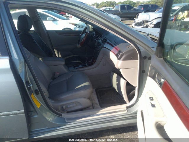 2002 LEXUS ES 300 VIN: JTHBF30G020082349